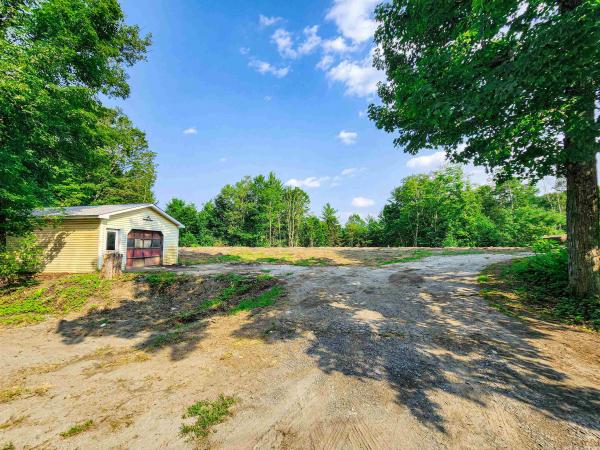 2439 Rood Pond Road