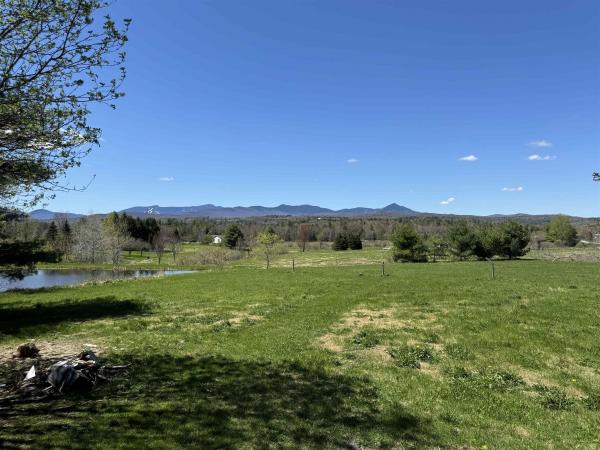 Single Family in Morristown VT