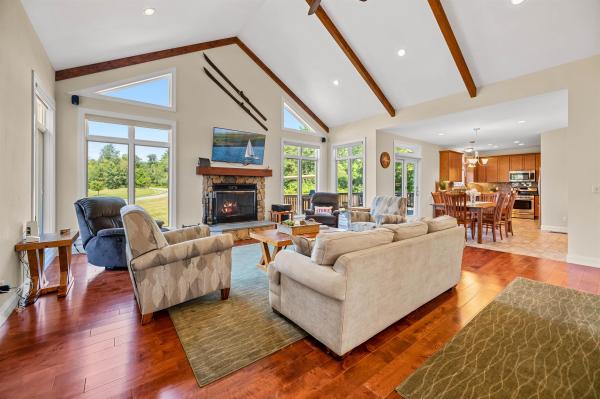 Single Family in Stowe VT