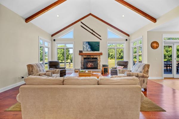 Single Family in Stowe VT