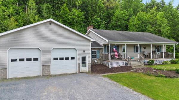 3992 Main Road