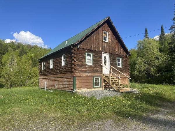 3342 East Hill Road
