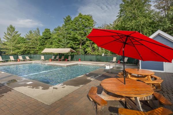 137 East Mountain Road