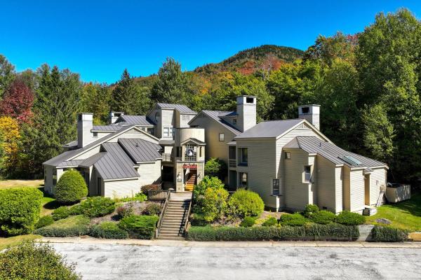 106 Fox Hollow Village