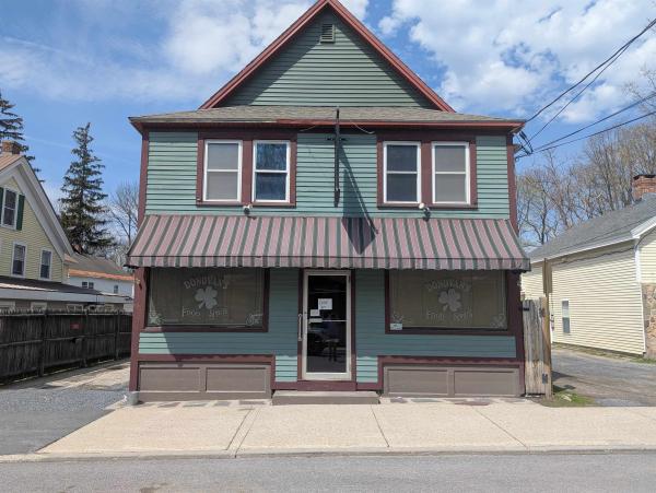 712 Main Street