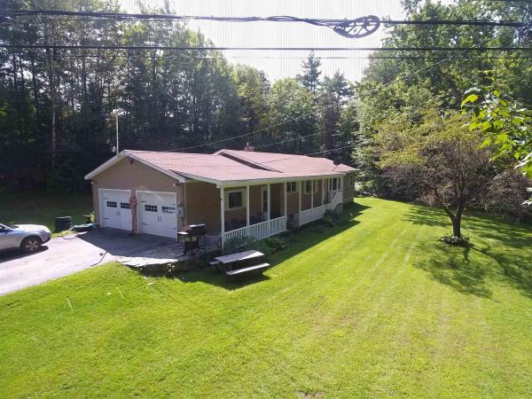 923 Daniels Farm Road
