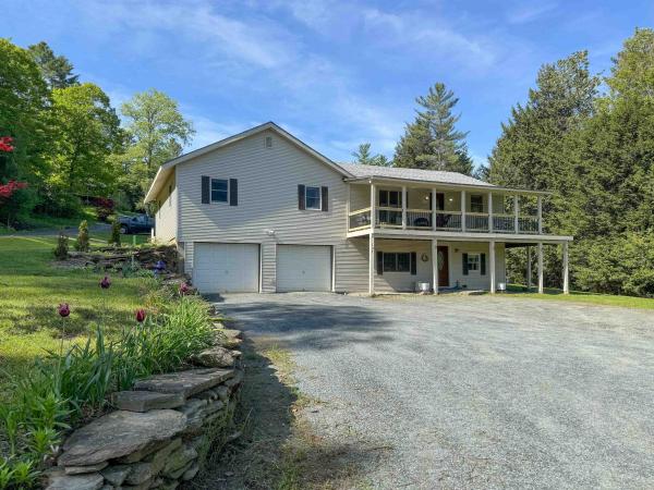 107 Winding Brook Lane