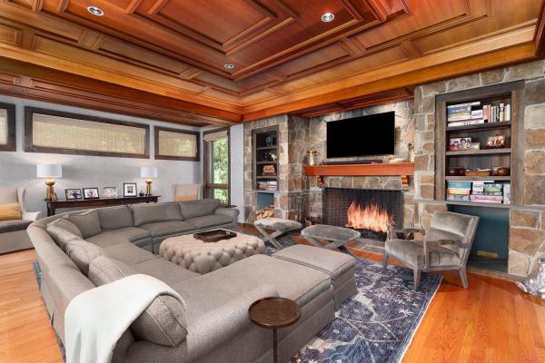 192 North Brookwood Road