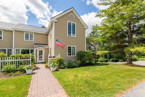 437 Equinox on the Battenkill Road