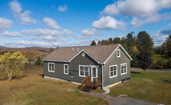 16 Deer Creek Lane