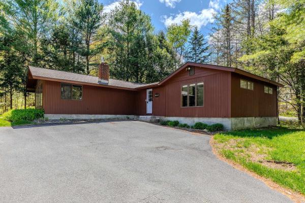 9 Mountain Acres Road