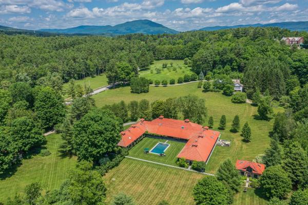 2236 River Road