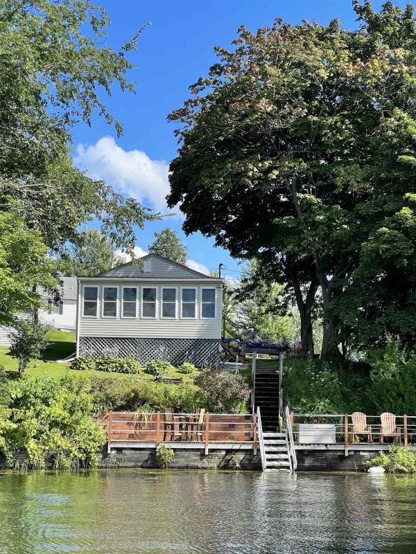 71 West Island Road
