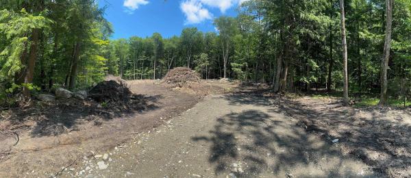 585 Sawmill Road