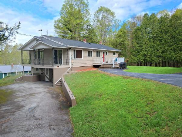 64 Hillside Avenue