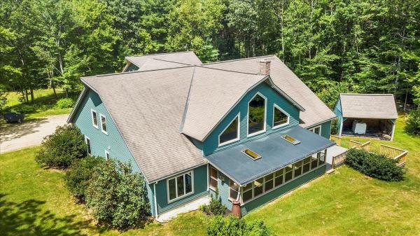 422 Mason Hill Road North