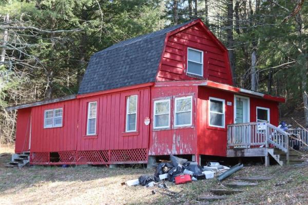 1594 White Road