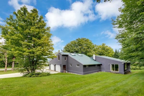 2679 Healdville Road