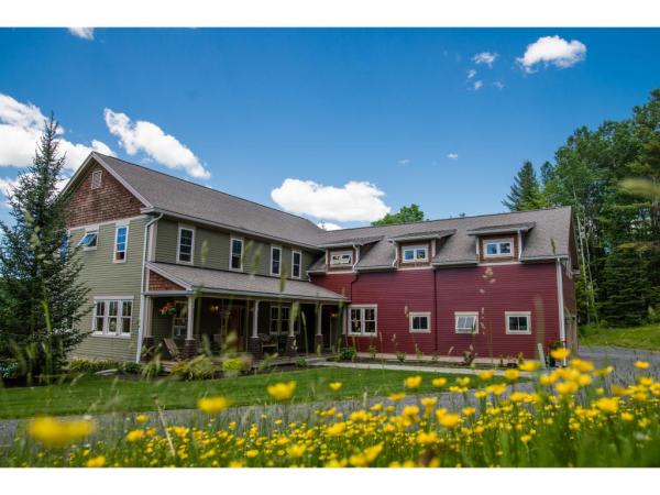 Single Family in Stowe VT