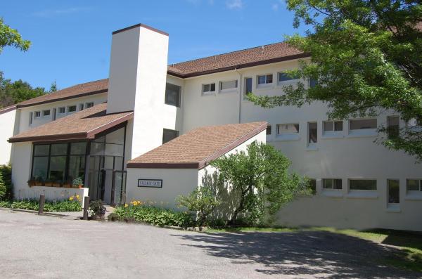 30 Mountainside Drive
