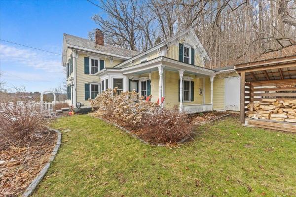 362 River Road