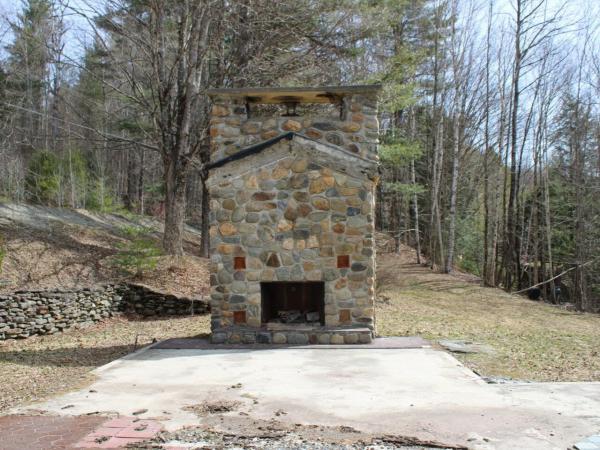 1953 Dowsville Road