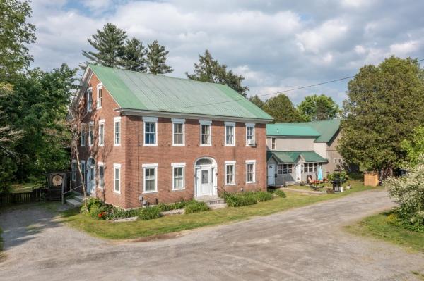 Single Family in Morristown VT