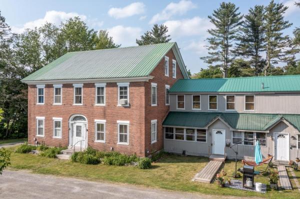 Single Family in Morristown VT