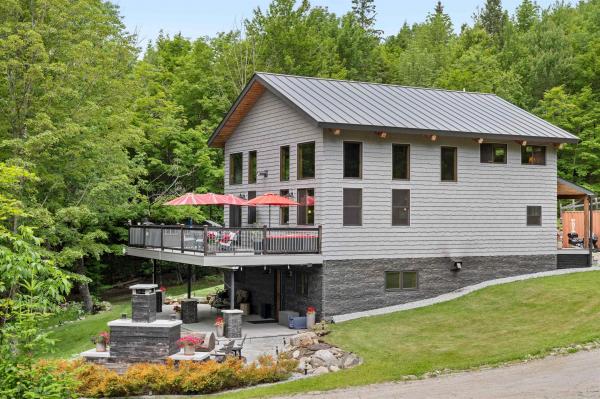59 Shady Brook Lane