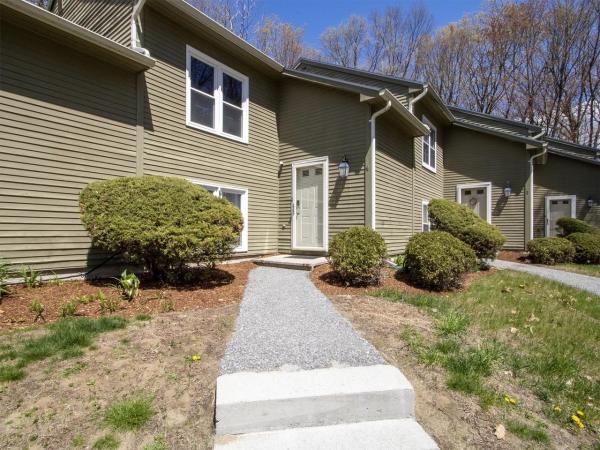 438 Oak Circle