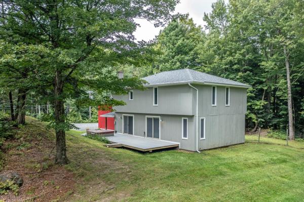 Single Family in Duxbury VT