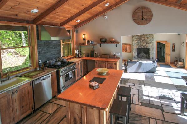 Single Family in Stowe VT