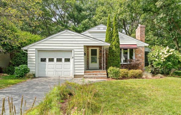 106 Killarney Road