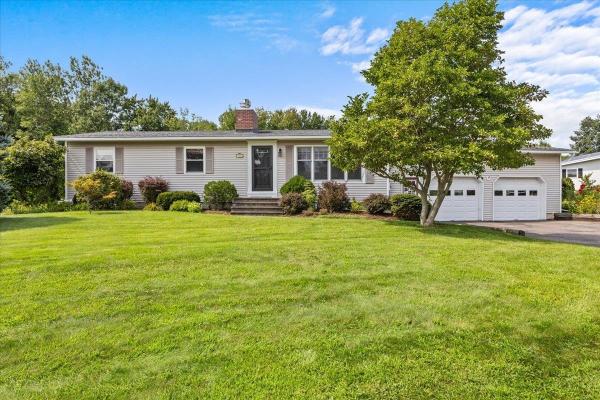 118 Buckingham Drive