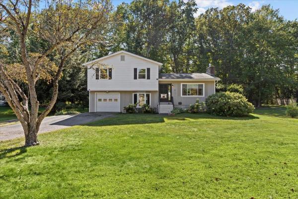 65 Greenbriar Drive
