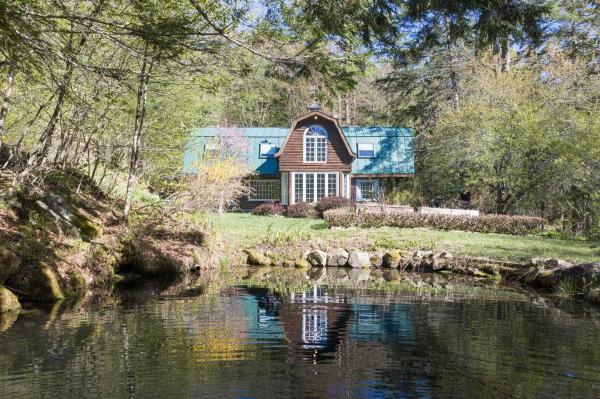 1905 Turkey Mountain Road