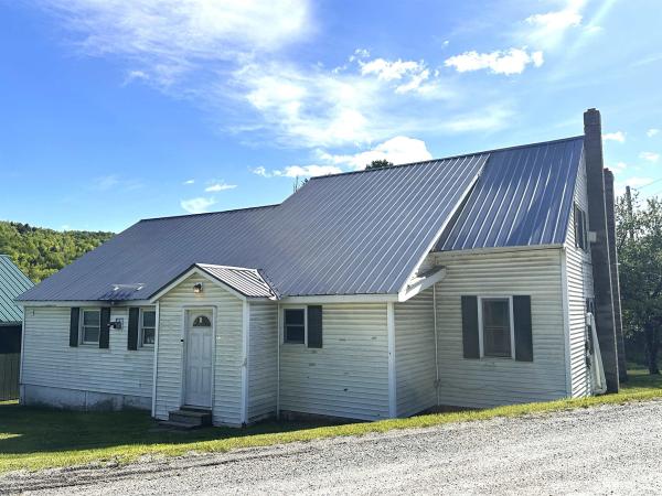 Single Family in Eden VT