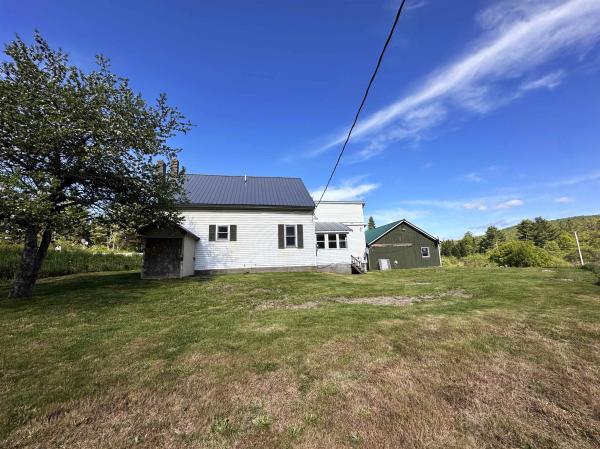 Single Family in Eden VT