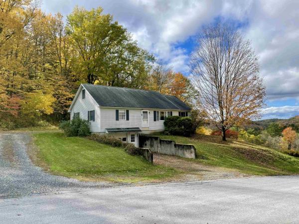 16 Woods Road