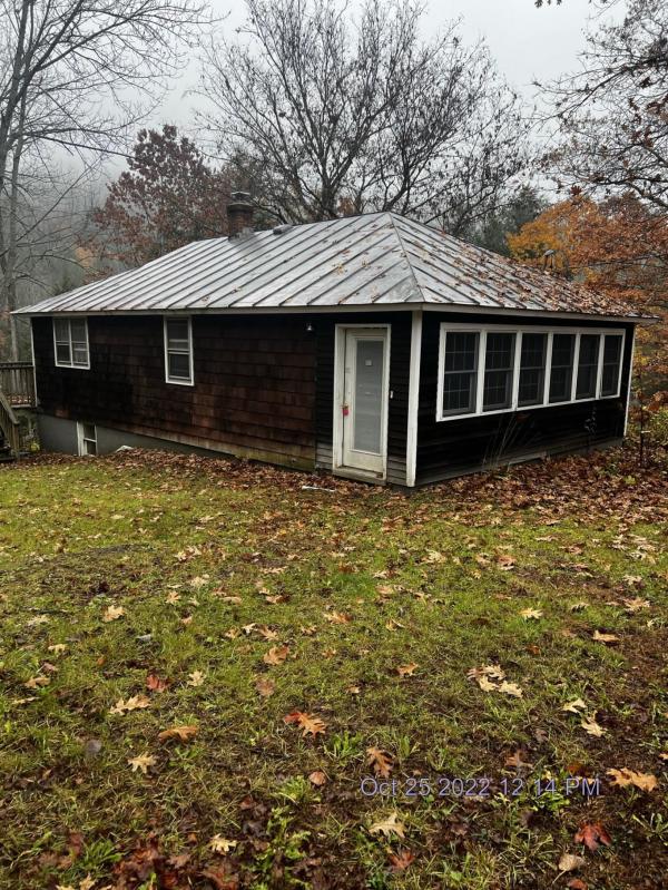 2127 E Woodstock Road