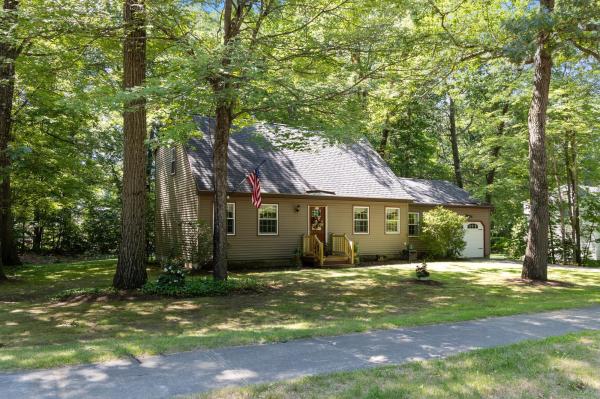 578 Sunderland Woods Road