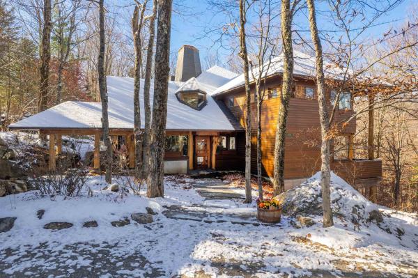 152 Mountainside Lane