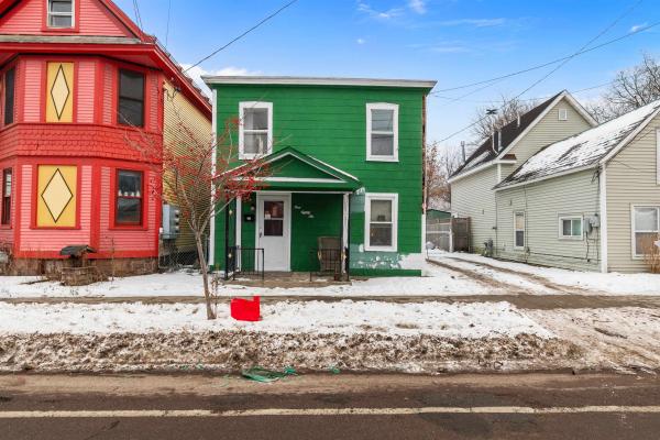 186 North Union Street