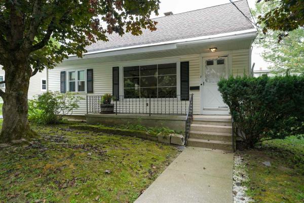 7 Hyde Street