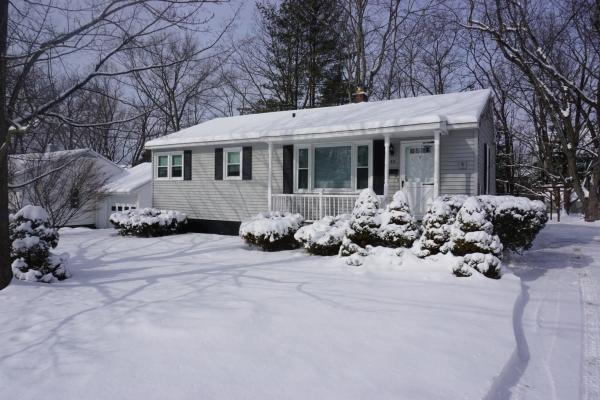 33 Hiawatha Avenue