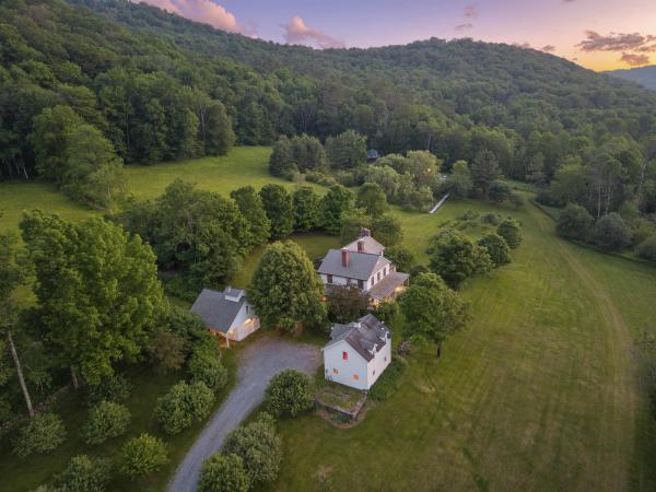 2589 W. Sandgate Road