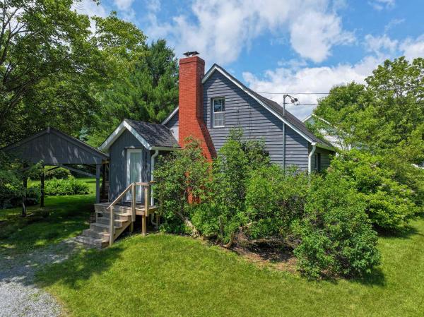 3979 River Road
