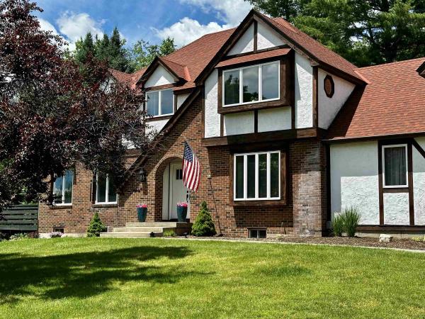 608 Orchard Hill