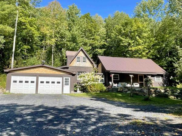 5415 Garfield Road Hyde Park, VT
