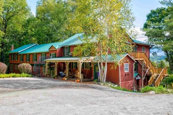 Single Family in Stowe VT